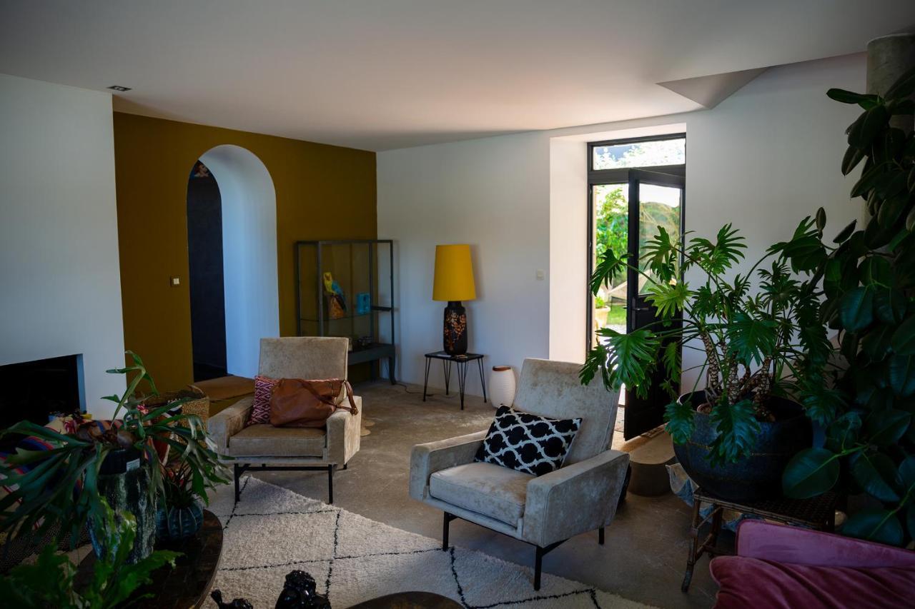 Le Pont-de-Beauvoisin Cote Jardin, Chambres D'Hotes B&B מראה חיצוני תמונה