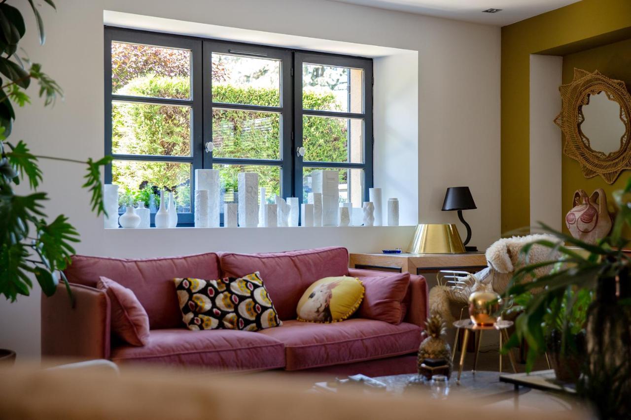 Le Pont-de-Beauvoisin Cote Jardin, Chambres D'Hotes B&B מראה חיצוני תמונה