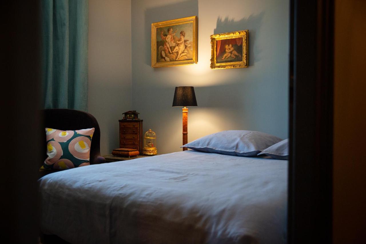 Le Pont-de-Beauvoisin Cote Jardin, Chambres D'Hotes B&B מראה חיצוני תמונה